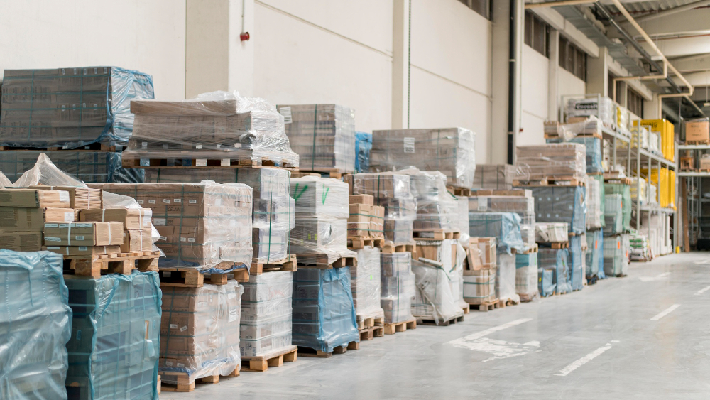 boxes-arrangement-logistic-center (1)